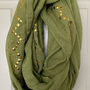 Infinity Scarf with gold studs